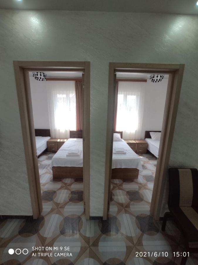 Kochalidze Family Apartment Батуми Екстериор снимка