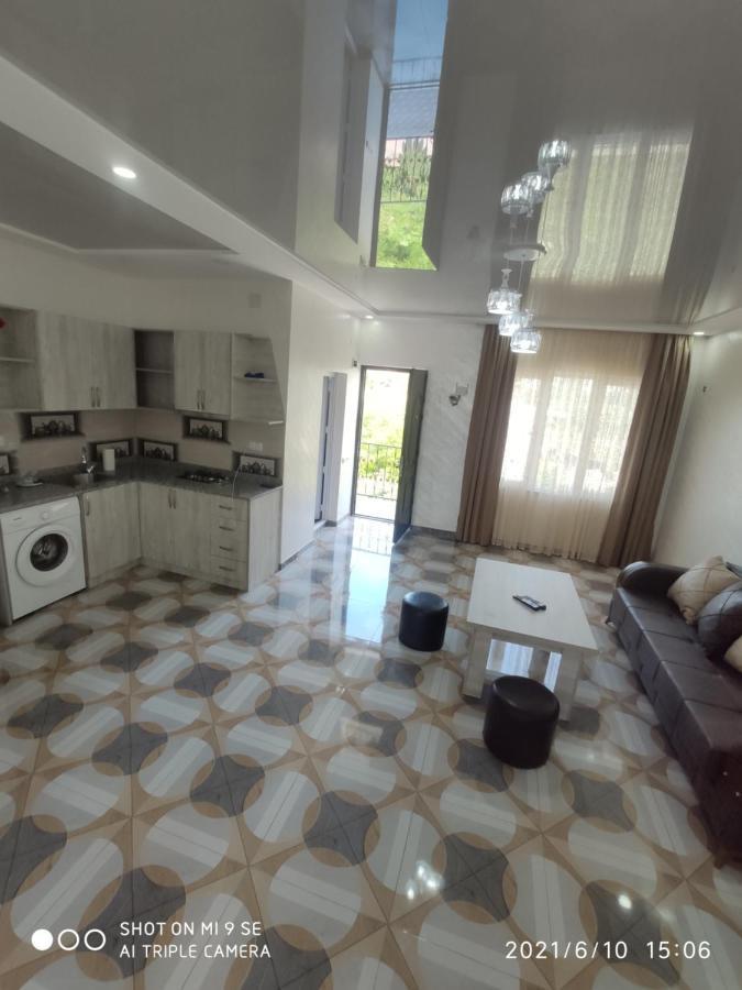 Kochalidze Family Apartment Батуми Екстериор снимка
