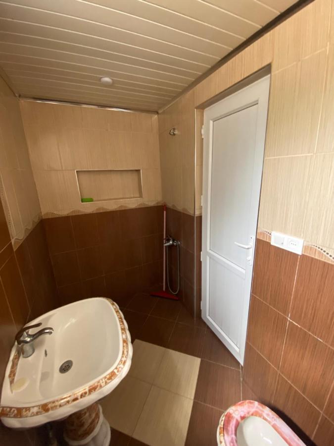Kochalidze Family Apartment Батуми Екстериор снимка