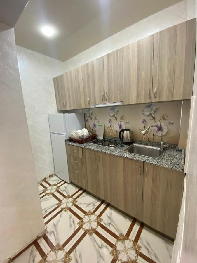 Kochalidze Family Apartment Батуми Екстериор снимка