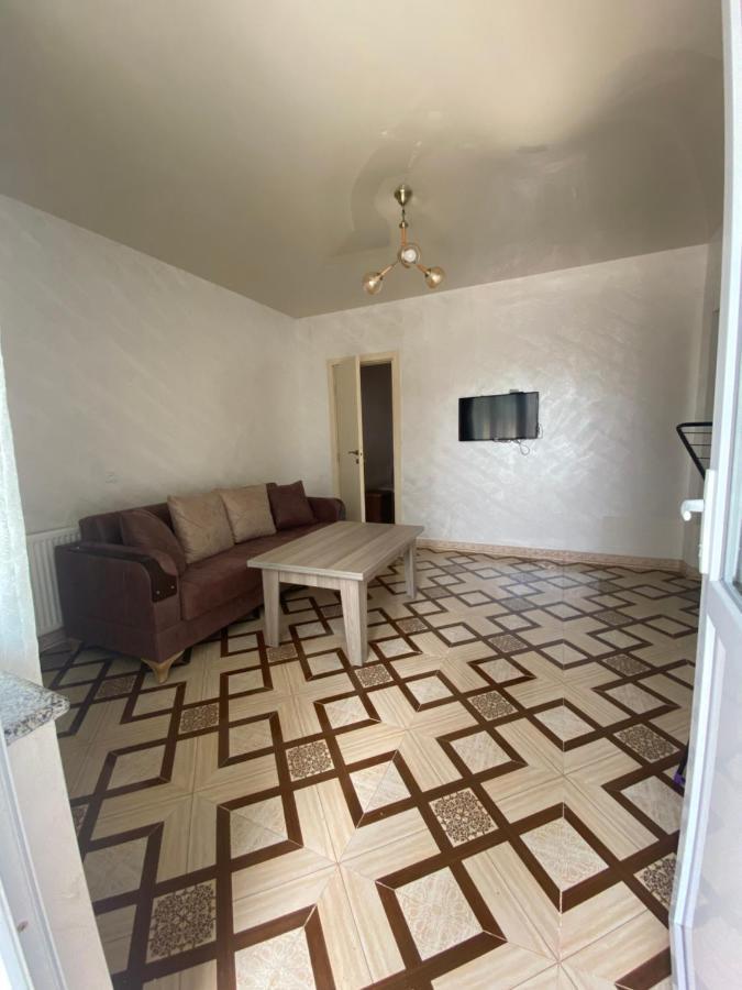 Kochalidze Family Apartment Батуми Екстериор снимка