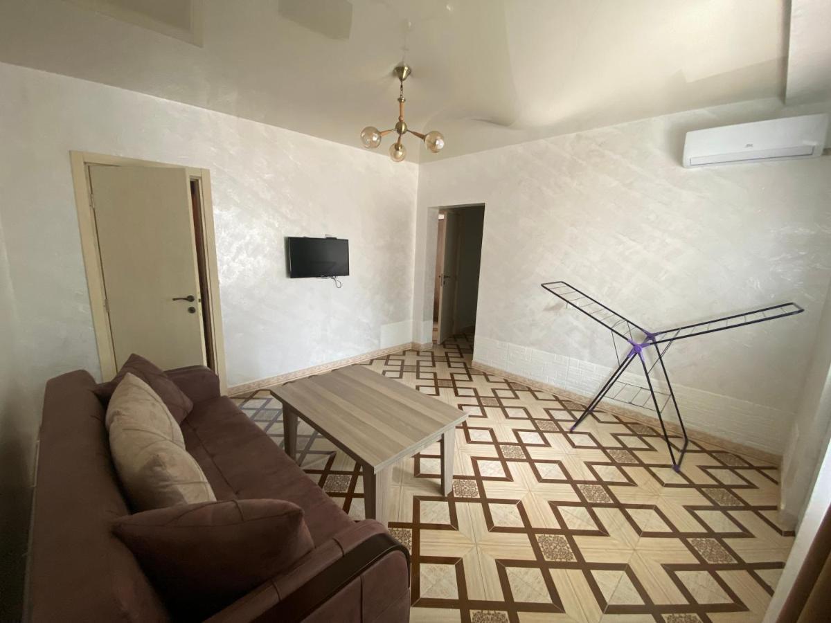 Kochalidze Family Apartment Батуми Екстериор снимка