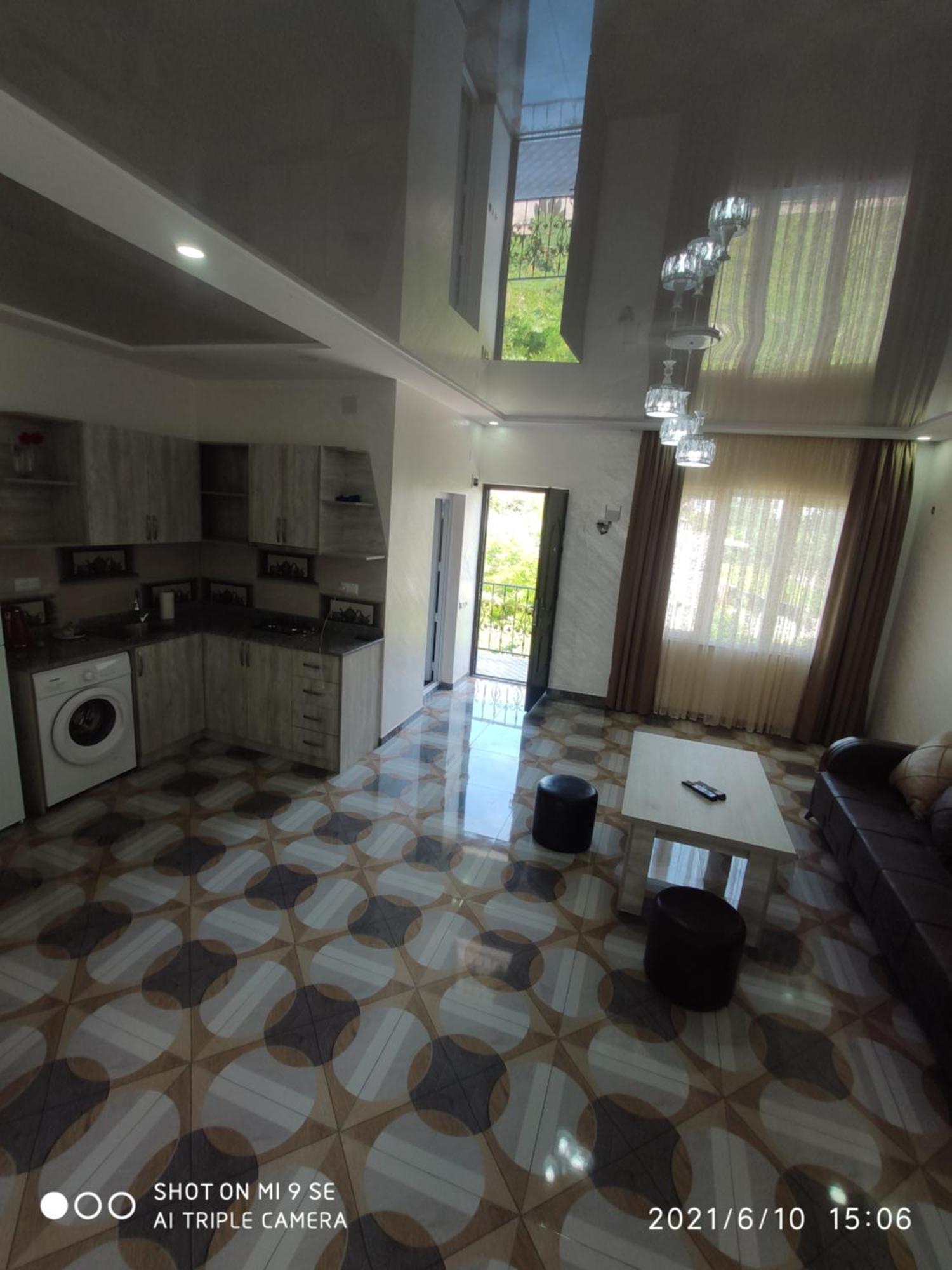 Kochalidze Family Apartment Батуми Стая снимка